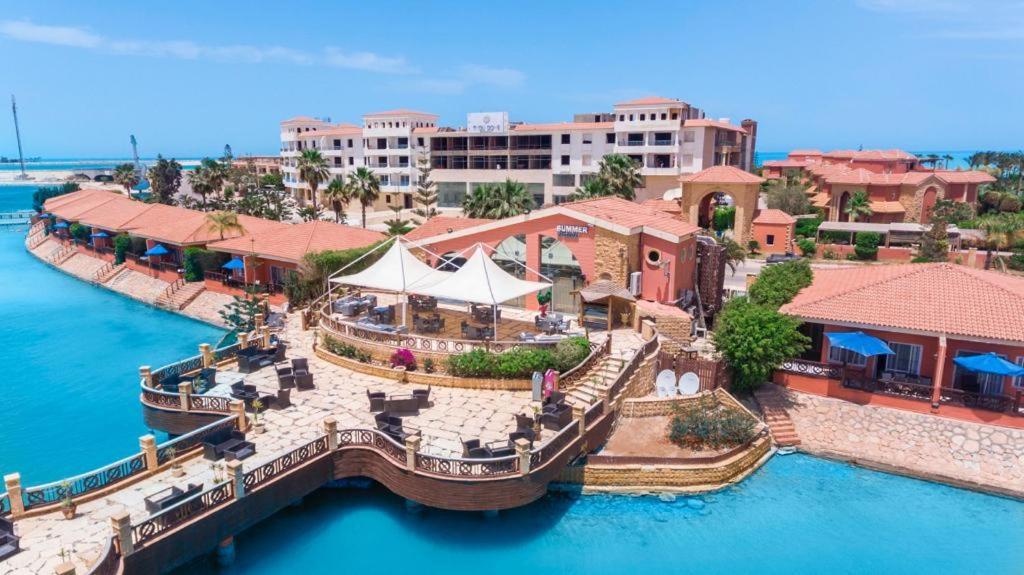 Golden Ocean Marina Hotel El Alamein Buitenkant foto